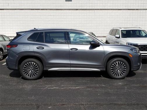 2025 Volkswagen Tiguan 2.0T S 4MOTION