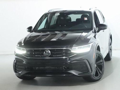 2023 Volkswagen Tiguan 2.0T SE R-Line Black 4MOTION
