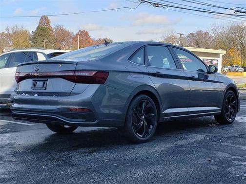 2026 Volkswagen Jetta 1.4T SE