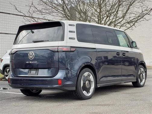 2025 Volkswagen ID. Buzz Pro S Plus