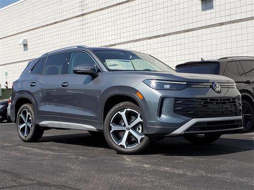 2025 Volkswagen Tiguan 2.0T SE 4MOTION