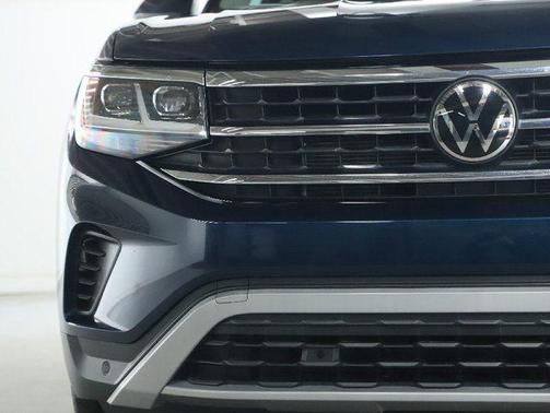 2023 Volkswagen Atlas 2.0T SE w/Technology 4MOTION