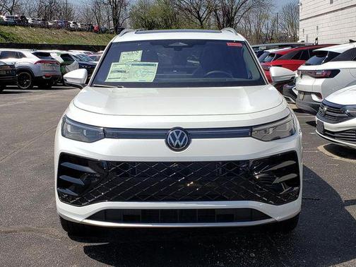Opal White 2026 Volkswagen Tiguan 2.0T SEL R-Line 4MOTION