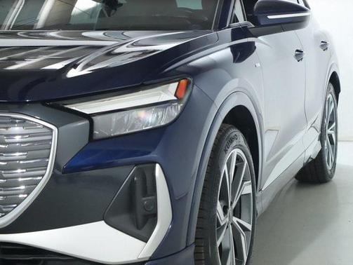 2024 Audi Q4 e-tron Sportback Premium 55 quattro