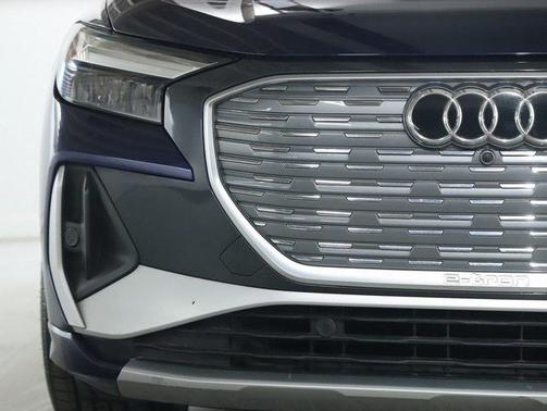 2024 Audi Q4 e-tron Sportback Premium 55 quattro