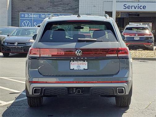 2025 Volkswagen Atlas 2.0T Peak Edition