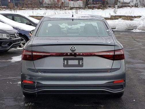 Gray 2026 Volkswagen Jetta 1.4T SE