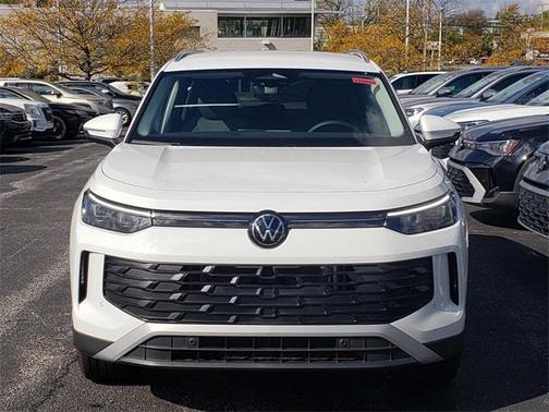 2025 Volkswagen Tiguan 2.0T SE 4MOTION