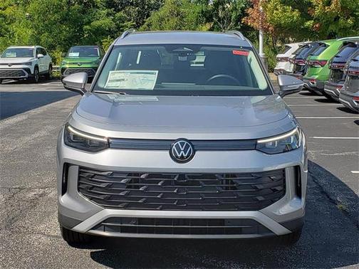 2025 Volkswagen Tiguan 2.0T SE 4MOTION