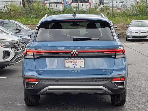 2025 Volkswagen Taos 1.5T SE