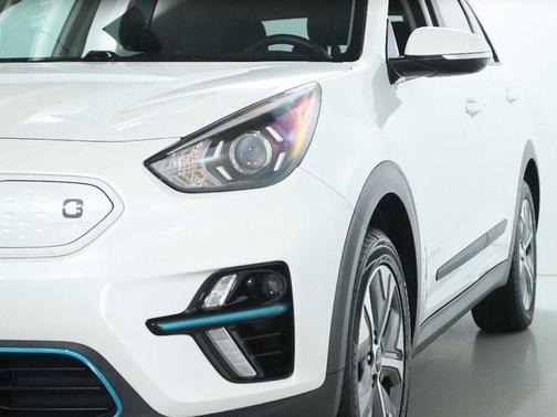 2022 Kia Niro EV EX
