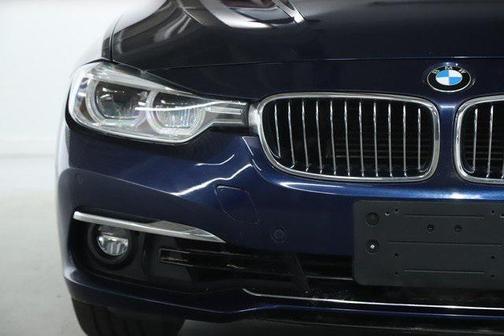 2017 BMW 330e iPerformance