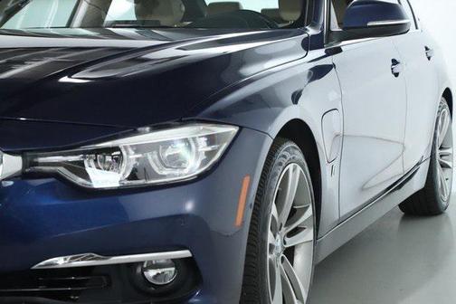 2017 BMW 330e iPerformance