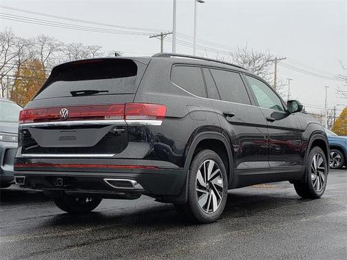 2026 Volkswagen Atlas 2.0T SE w/Technology 4MOTION