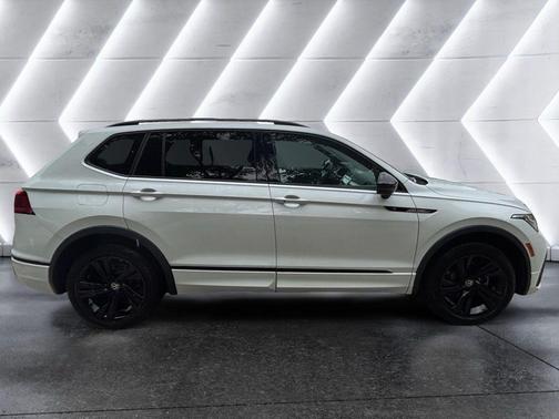 Opal White 2024 Volkswagen Tiguan 2.0T SE R-Line Black 4MOTION