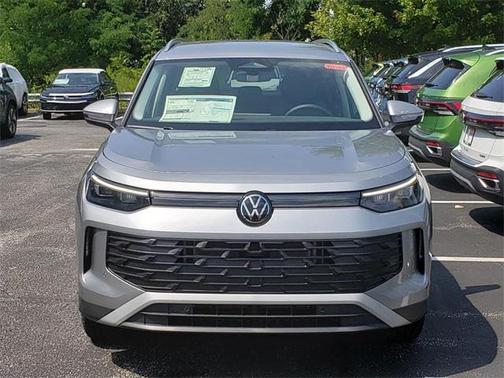 2025 Volkswagen Tiguan 2.0T SE 4MOTION