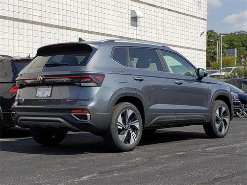 2026 Volkswagen Atlas 2.0T SE w/Technology 4MOTION