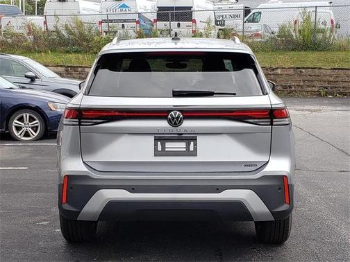 2025 Volkswagen Tiguan 2.0T S 4MOTION