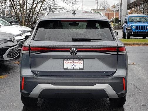 2025 Volkswagen Tiguan 2.0T SE 4MOTION