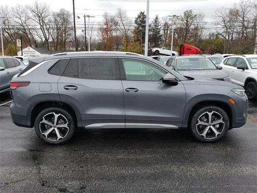 2025 Volkswagen Tiguan 2.0T SE 4MOTION