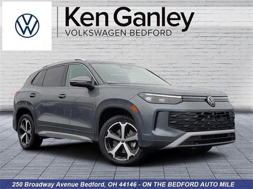 2025 Volkswagen Tiguan 2.0T SE 4MOTION