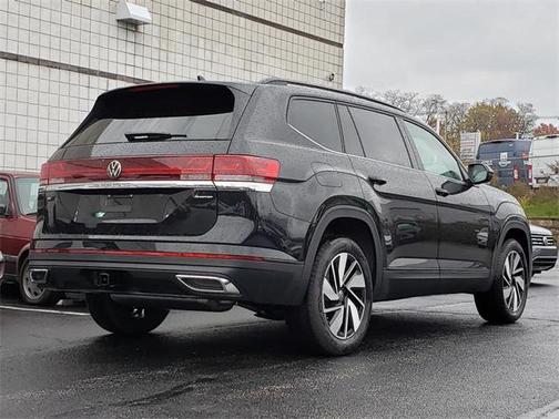 2026 Volkswagen Atlas 2.0T SE w/Technology 4MOTION