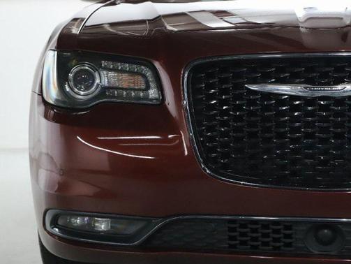 2019 Chrysler 300 S