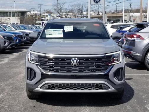 2025 Volkswagen Atlas Cross Sport 2.0T SE w/Technology 4MOTION