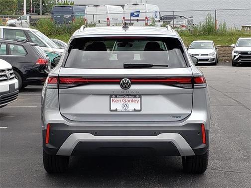 2025 Volkswagen Tiguan 2.0T SE 4MOTION