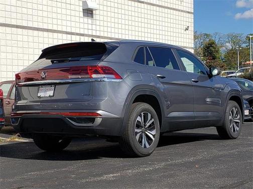 2025 Volkswagen Atlas Cross Sport 2.0T SE