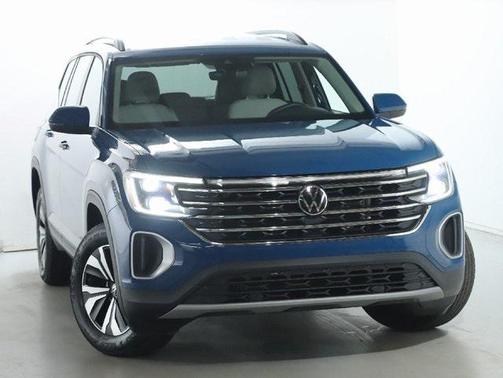 2025 Volkswagen Atlas 2.0T SE