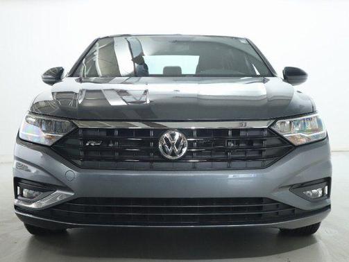 Platinum Gray Metallic 2021 Volkswagen Jetta 1.4T R-Line