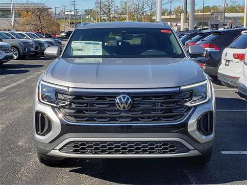 2026 Volkswagen Atlas Cross Sport 2.0T SE w/Technology 4MOTION