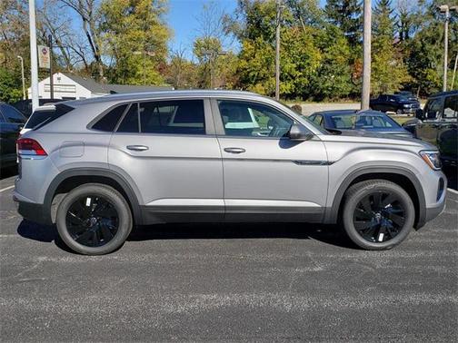 2026 Volkswagen Atlas Cross Sport 2.0T SE w/Technology 4MOTION