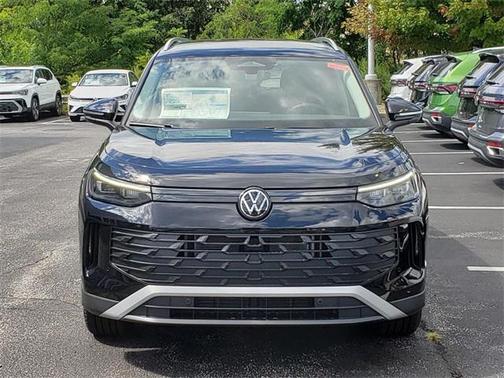 2025 Volkswagen Tiguan 2.0T SE 4MOTION