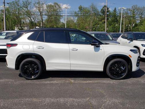 White 2026 Volkswagen Tiguan 2.0T SE R-Line Black 4MOTION