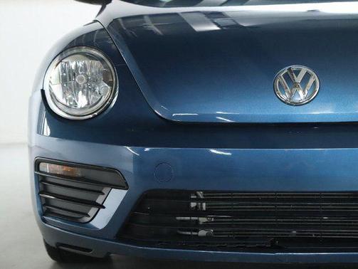 Blue Metallic 2018 Volkswagen Beetle 2.0T S