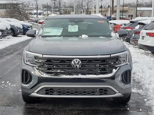 2026 Volkswagen Atlas Cross Sport 2.0T SE w/Technology 4MOTION