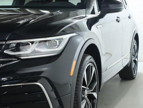 2023 Volkswagen Tiguan 2.0T SEL R-Line 4MOTION