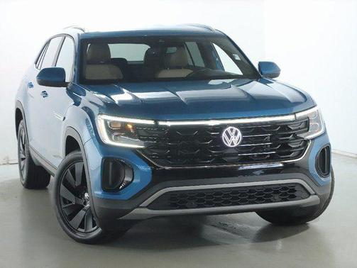 Kingfisher Blue Metallic 2024 Volkswagen Atlas Cross Sport 2.0T SE w/Technology