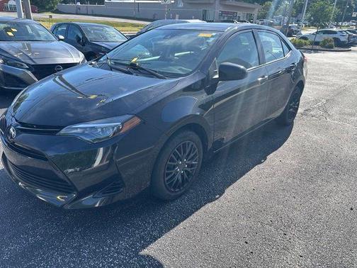 Black Sand Pearl 2017 Toyota Corolla LE