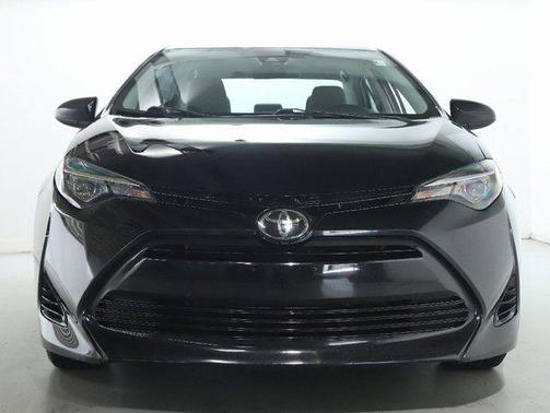 Black Sand Pearl 2017 Toyota Corolla LE