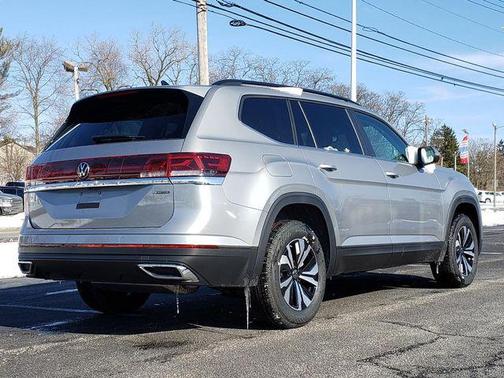Silver Mist Metallic 2026 Volkswagen Atlas 2.0T SE