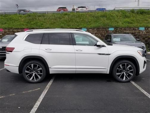 2025 Volkswagen Atlas 2.0T SEL Premium R-Line 4MOTION