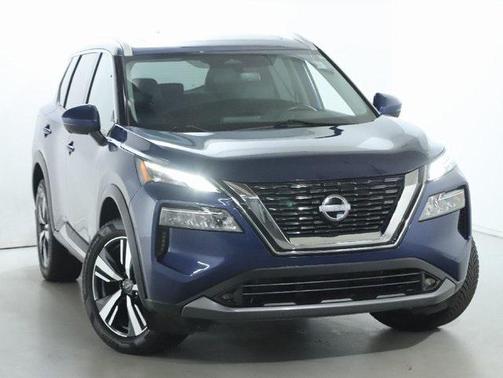 2022 Nissan Rogue SL