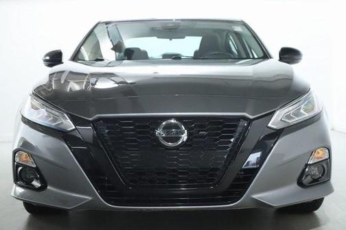2022 Nissan Altima SR Intelligent AWD