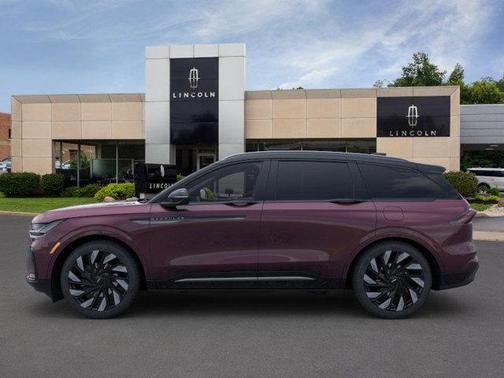 2025 Lincoln Nautilus Reserve