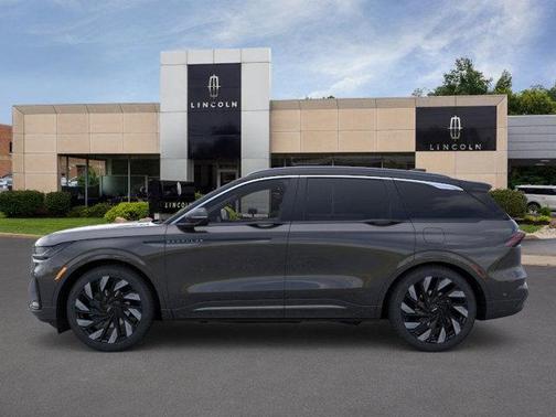 2024 Lincoln Nautilus Black Label