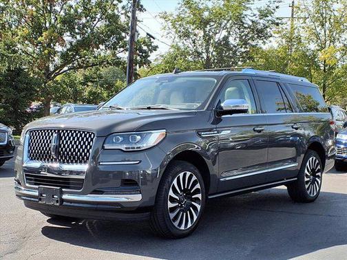 2022 Lincoln Navigator Black Label