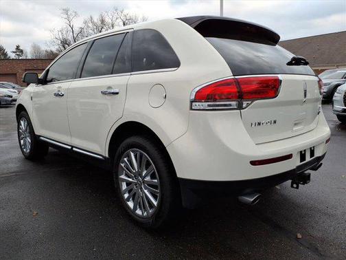2013 Lincoln MKX Base